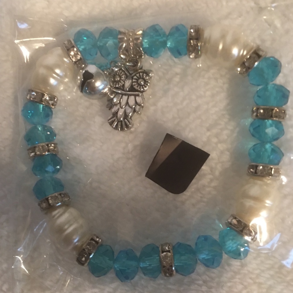 Beaded bracelet stretchable